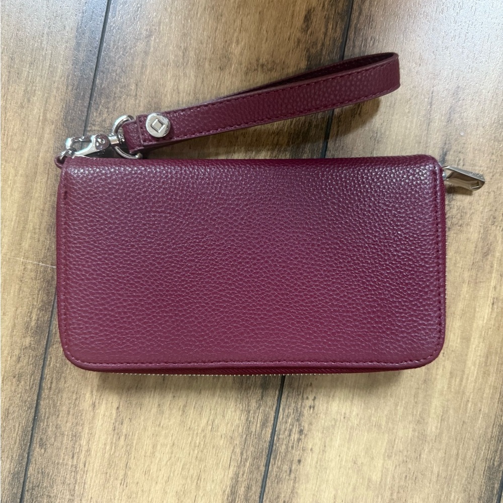 Elegant Burgundy Benjamin Thirty-one Wallet w/ Wristlet